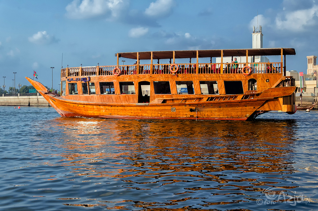 Traditional wooden dhows on the creek at Deira